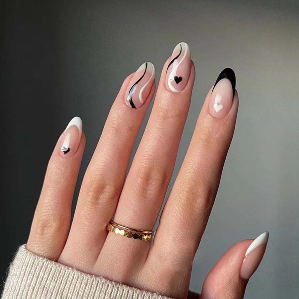 24pcs/Box White Black Heart Almond Press On Nails