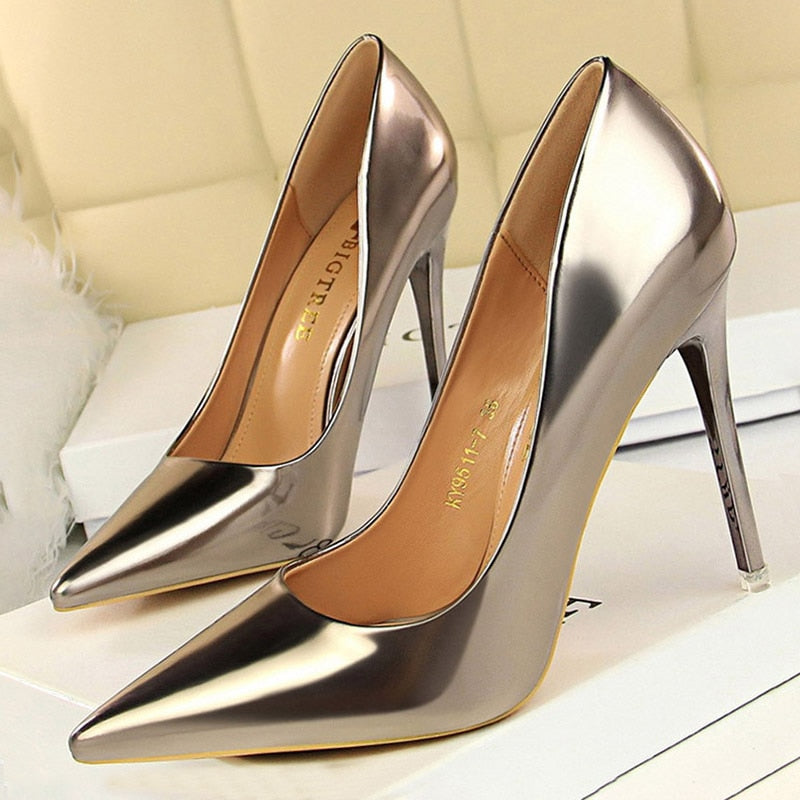 Basic Pump Leather Shoes
