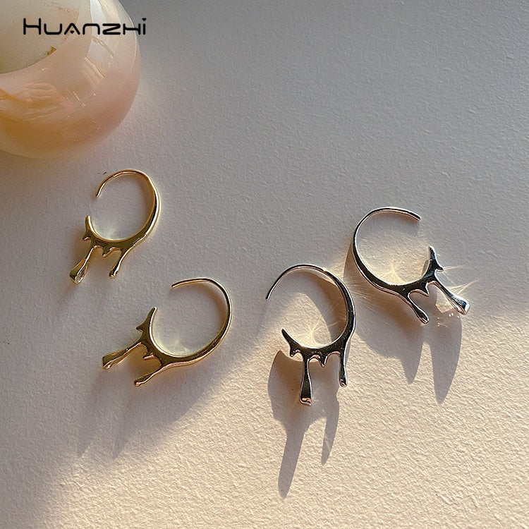 C-shaped Water Droplets Hoop Earring