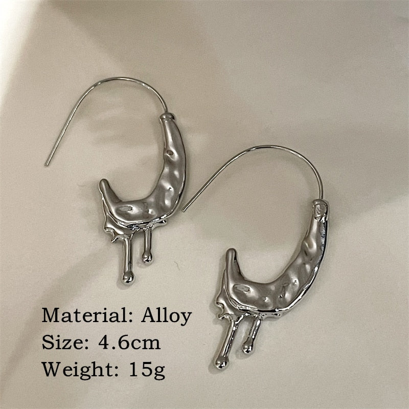 C-shaped Water Droplets Hoop Earring