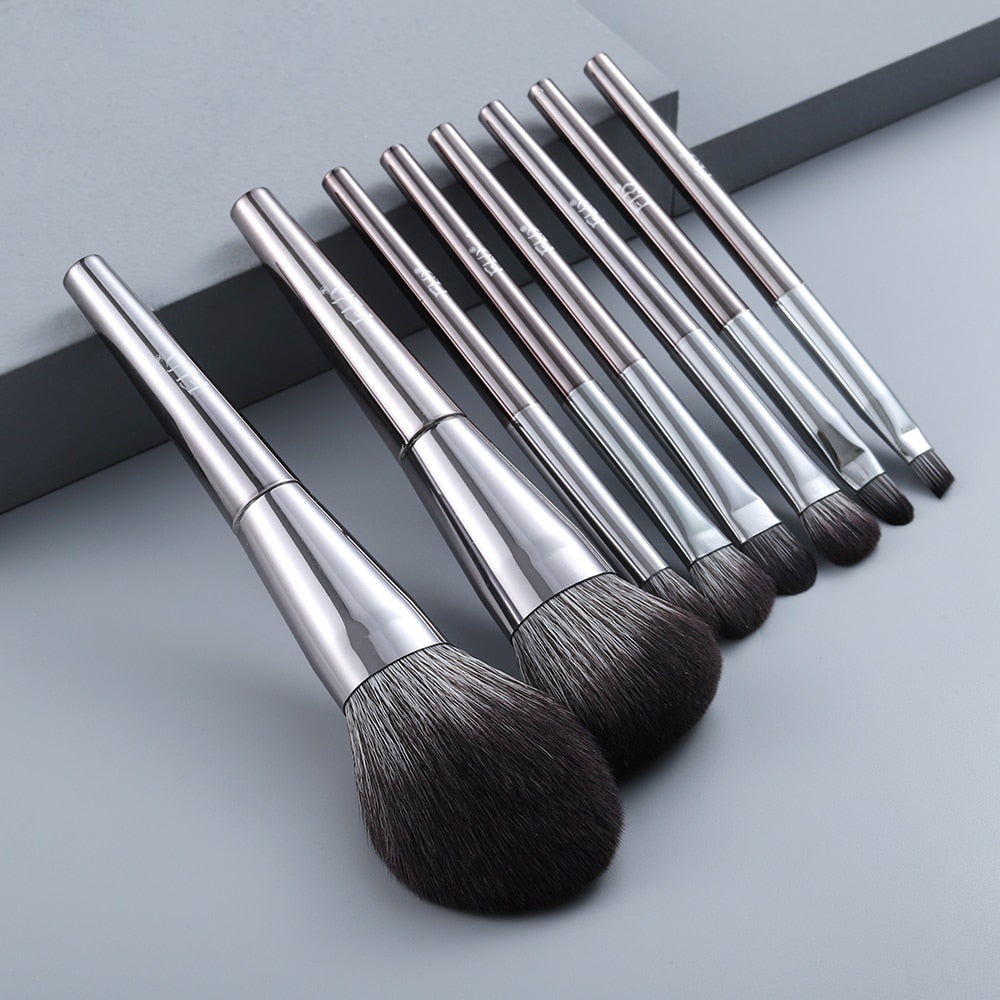 11/8pcs Natural Hair Makeup Brushes