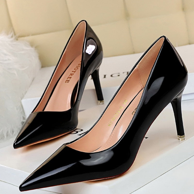 Basic Pump Leather Shoes