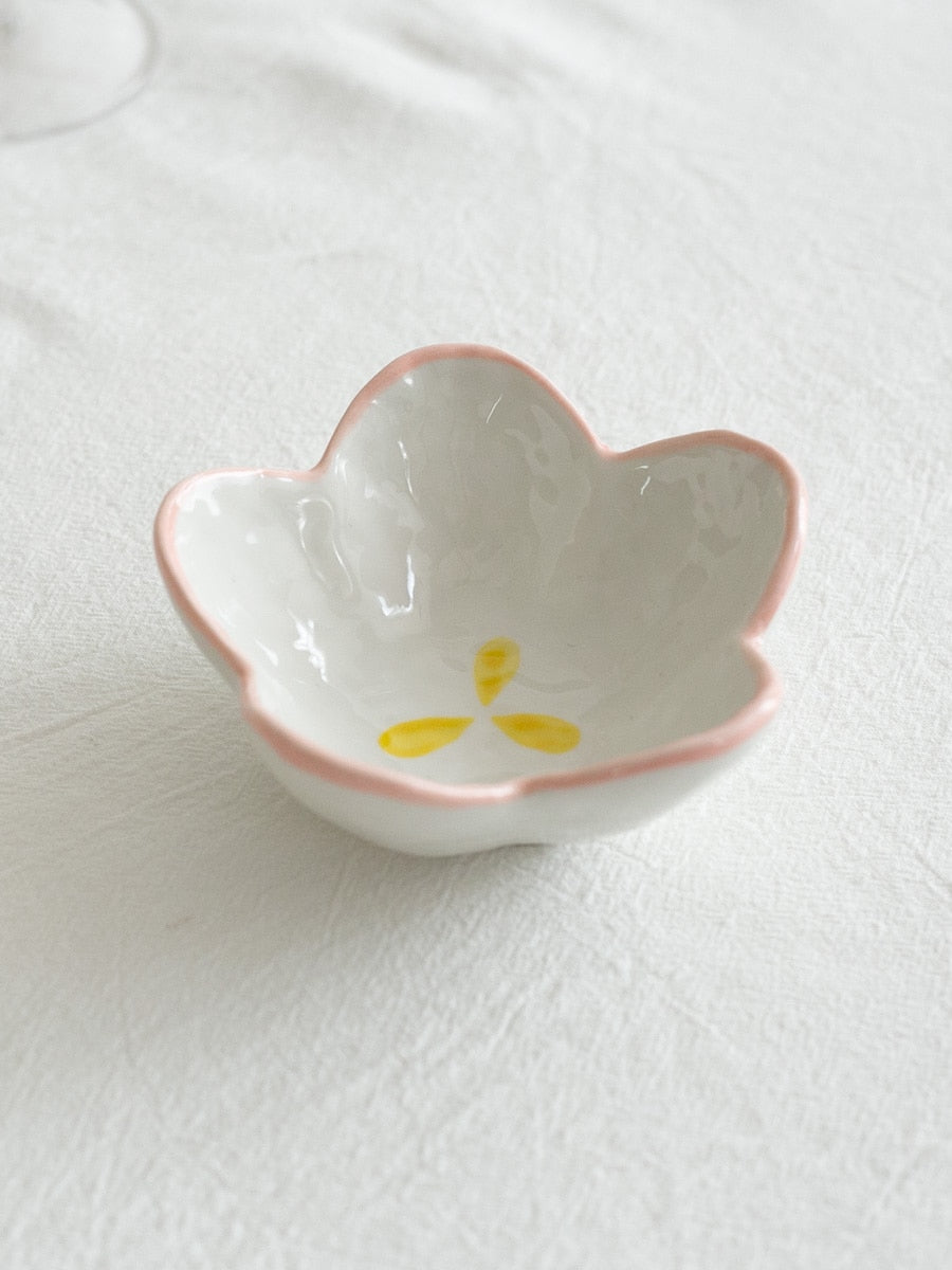 Cute Soy Sauce Seasoned Vinegar Dish