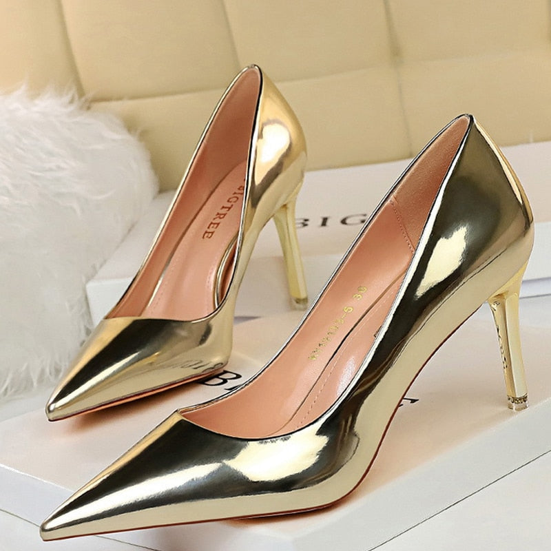 Basic Pump Leather Shoes