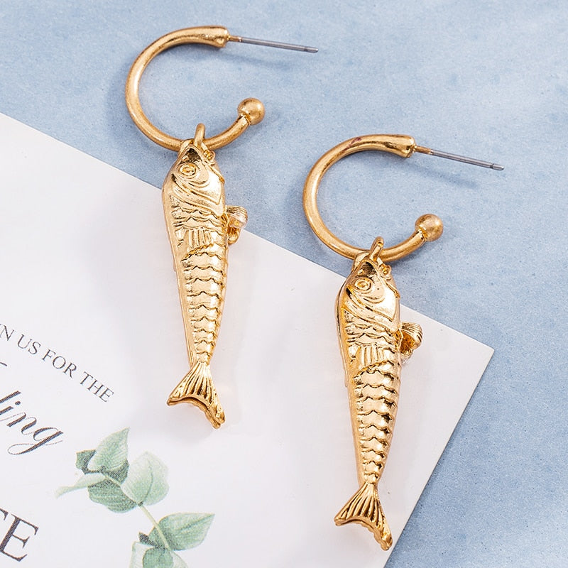 Gold Piscis Drop Earrings