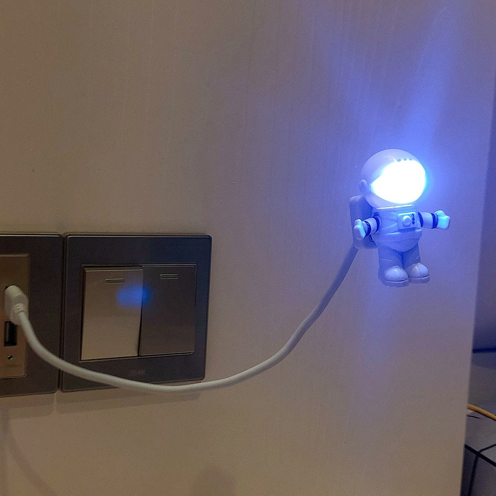 Astronaut Shape Desk Lamp