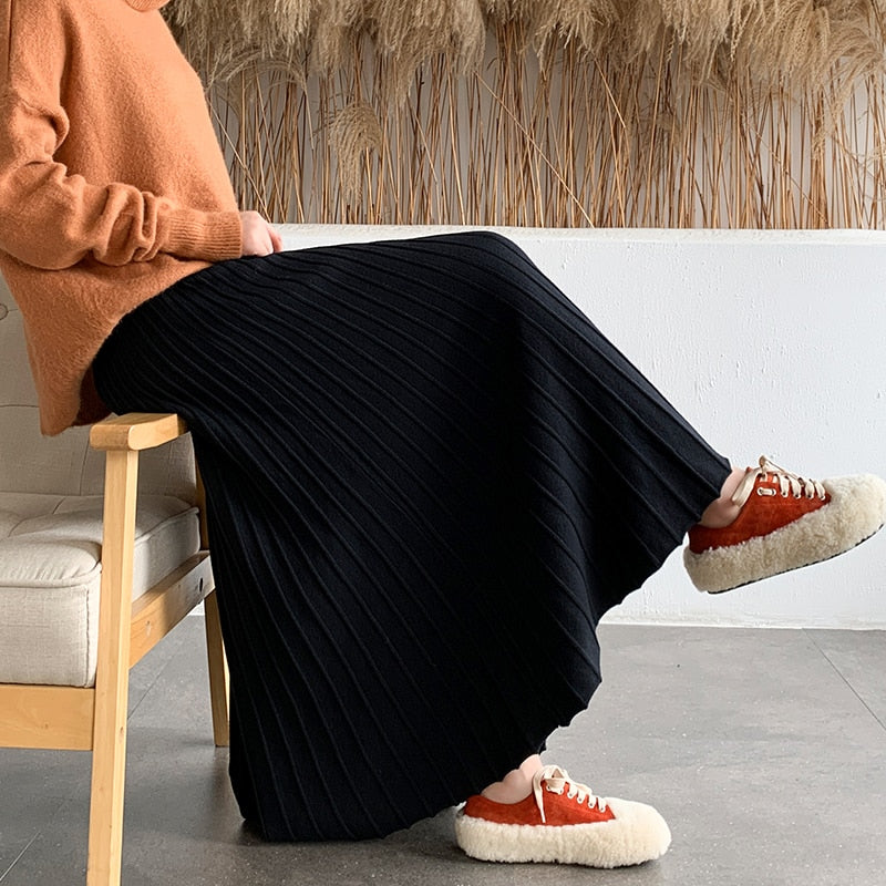 Knitted Elastic High Waist Skirt