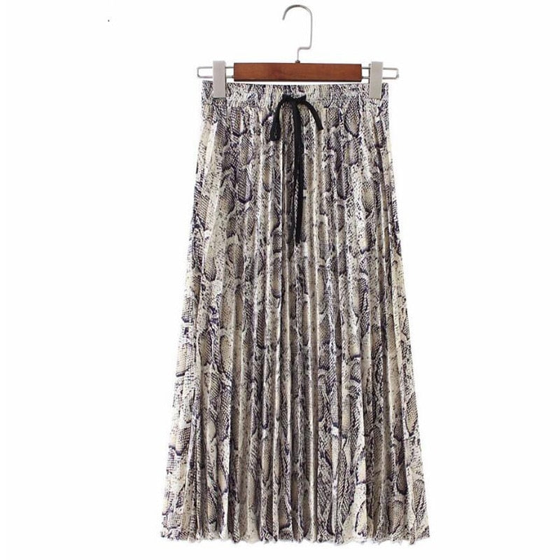 Leopard Print Pleated Skirt