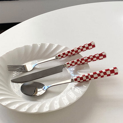 Red Checkerboard Tableware Set