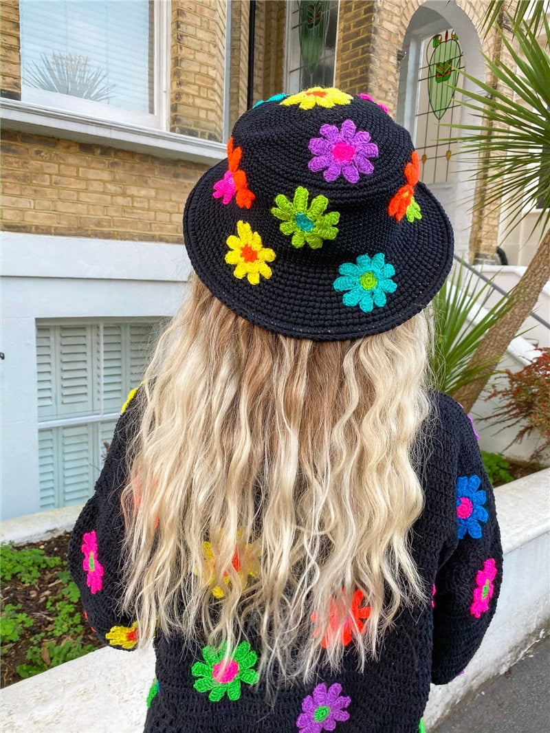Black Daisy Crochet Bucket Hat