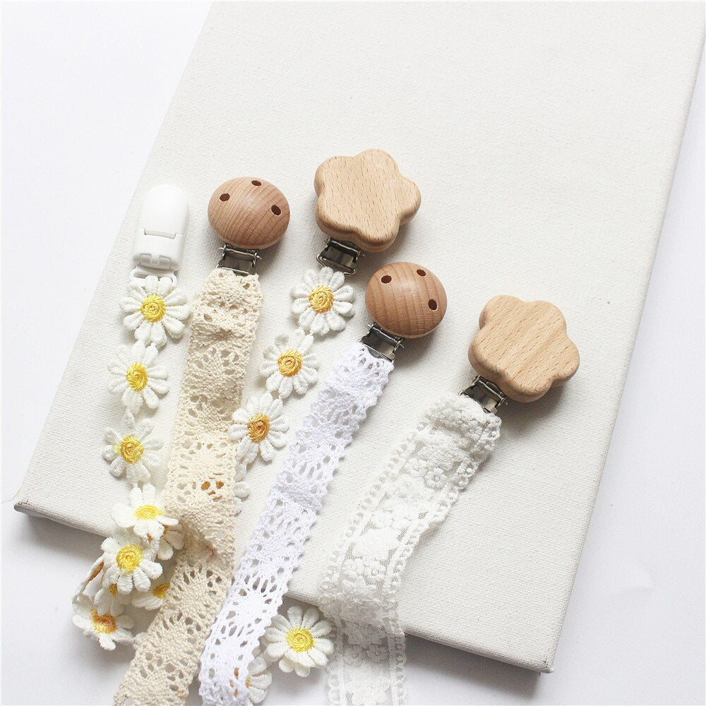 Pacifier Clip Small Daisy Lace
