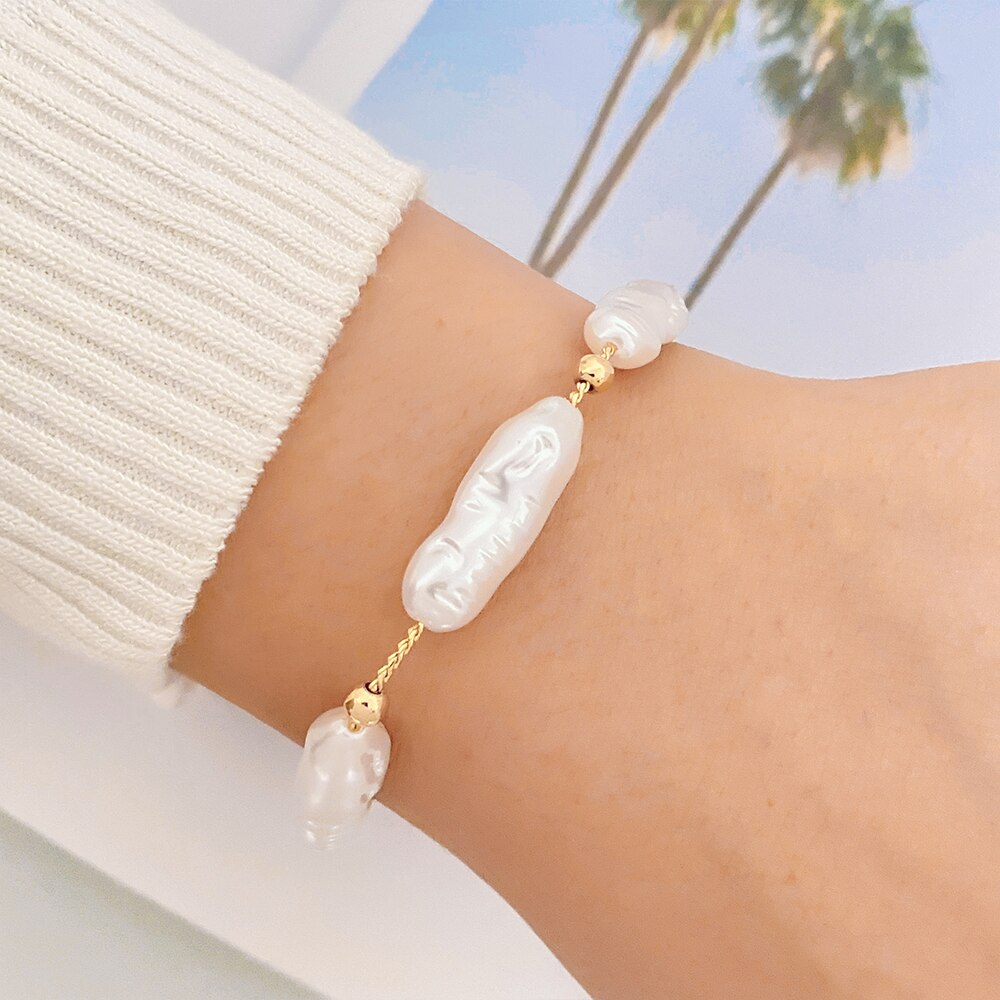 Gold Heart Pearl Smiley Bracelet