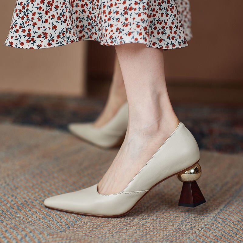 Stilettos Beige Leather