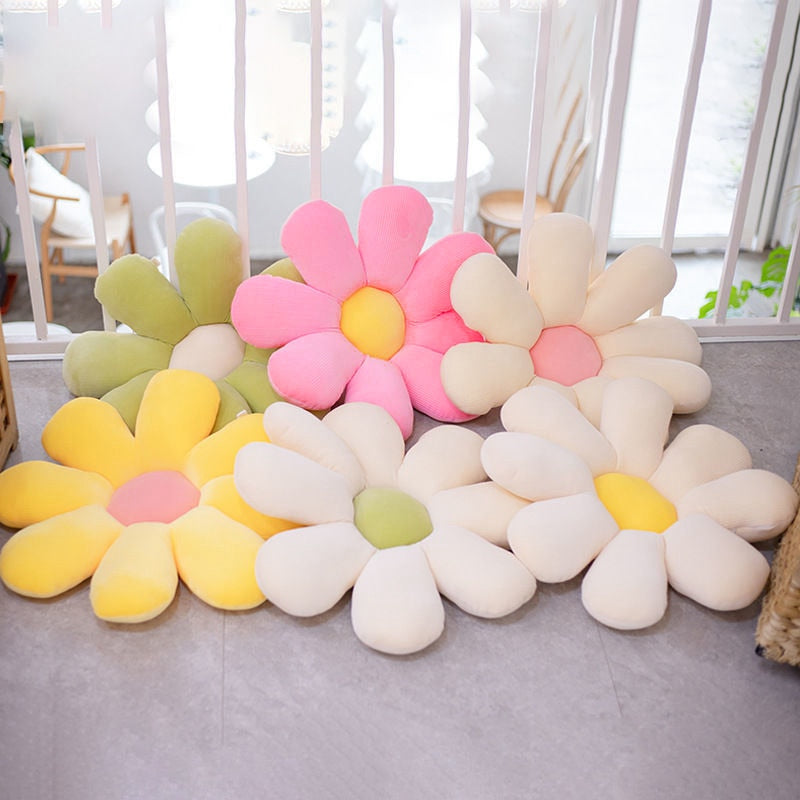Daisy Flower Pillow