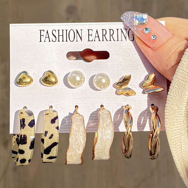 Gold Pearl Hoop Earrings Set