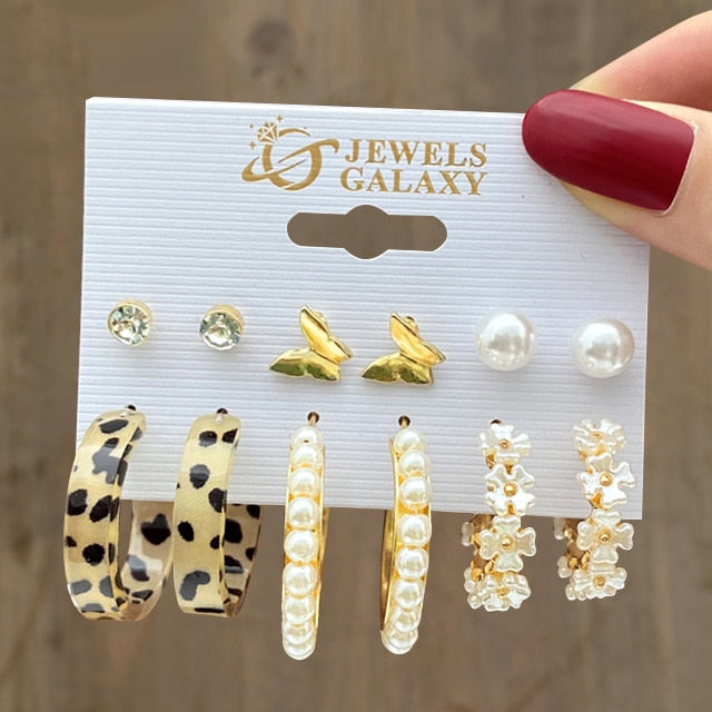 Gold Pearl Hoop Earrings Set