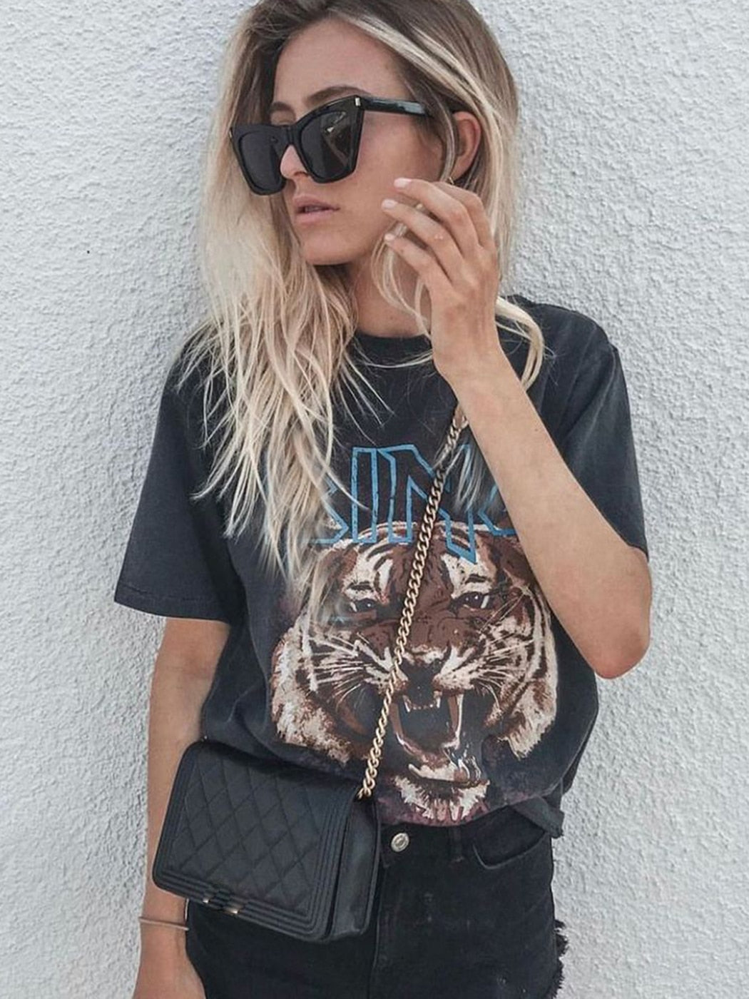 Tiger Graphic Tee T-shirt