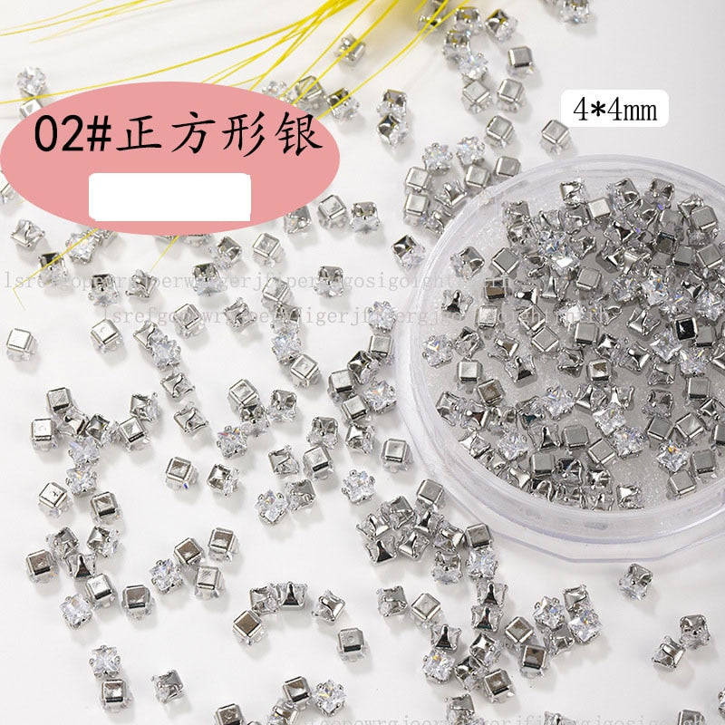 50Pcs Gold /Silver Sparkle Mini Flatback Diamonds