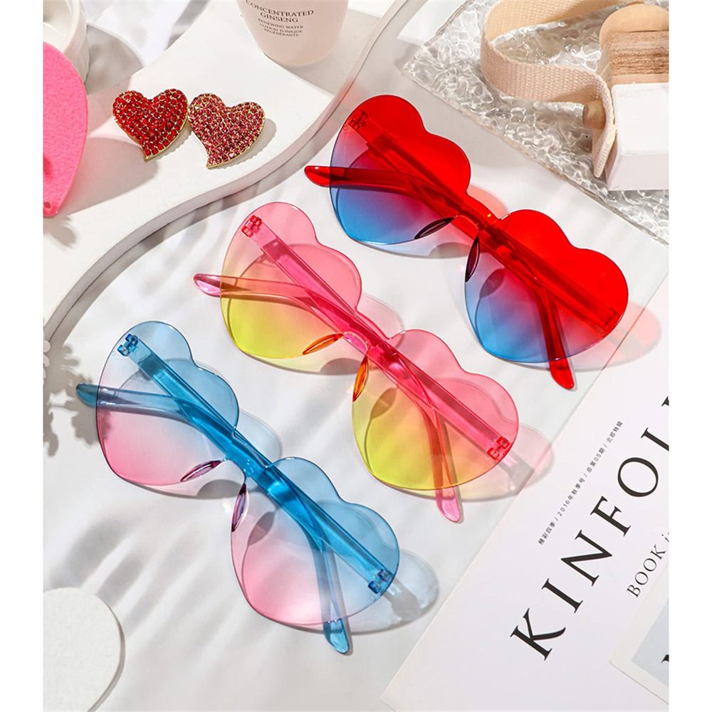 Y2K Love Heart Sunglasses Colorful
