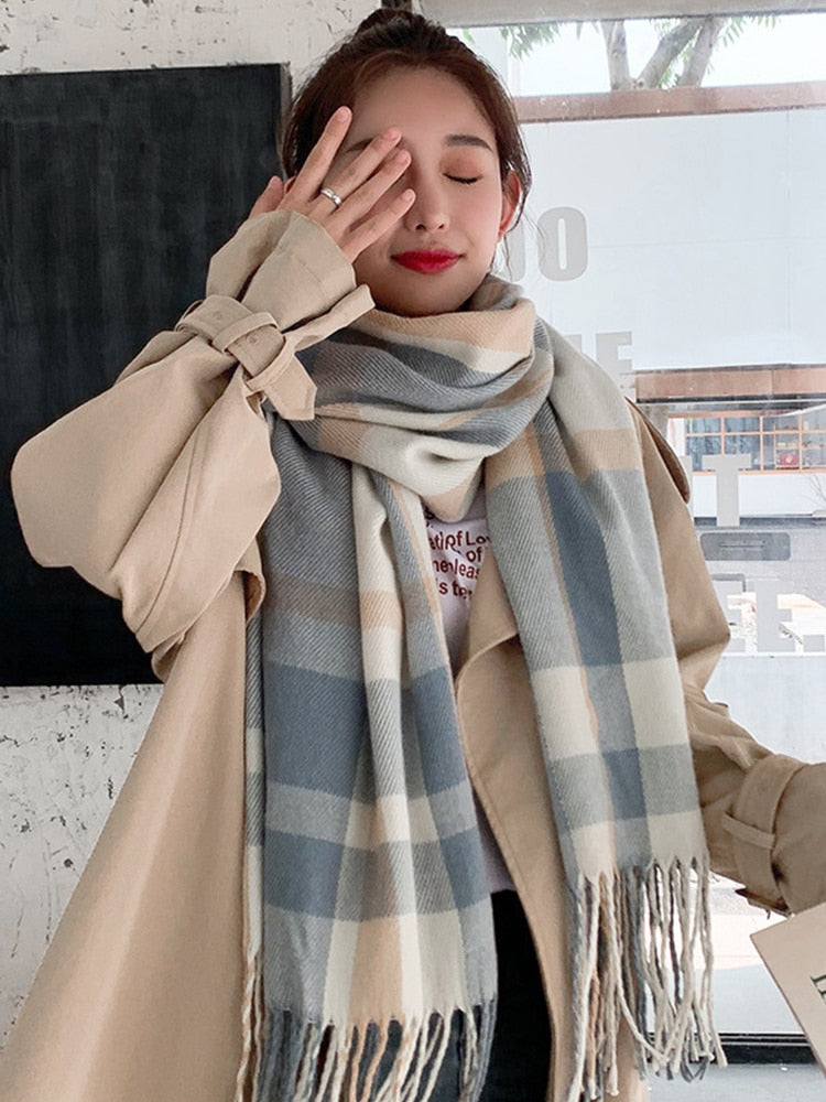 Preppy Style Fringed Scarf