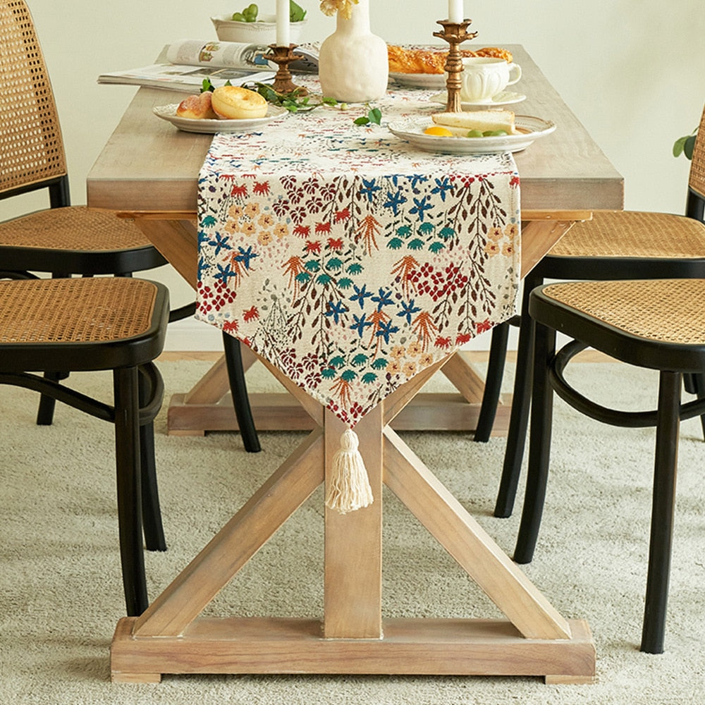 Garden Pattern Table Runner