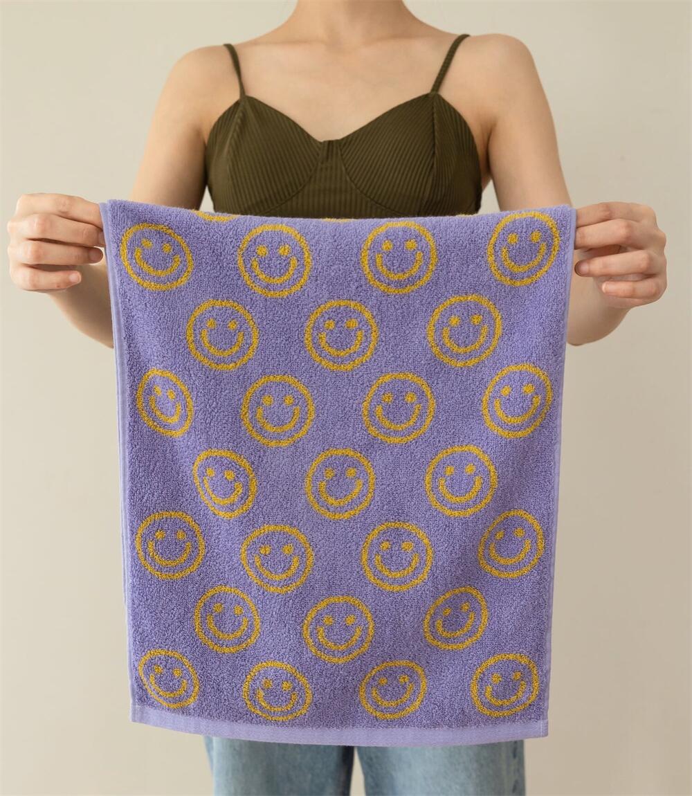 2 Side Smiling Patter Combed Cotton Towels