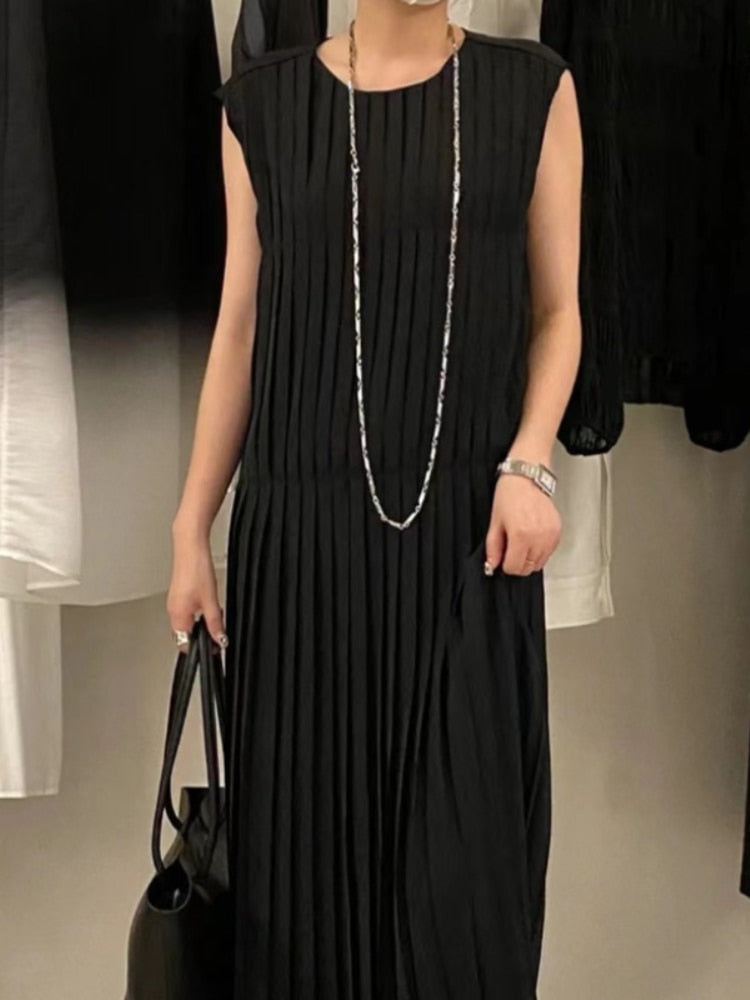 Pleated Sleeveless Long Dress