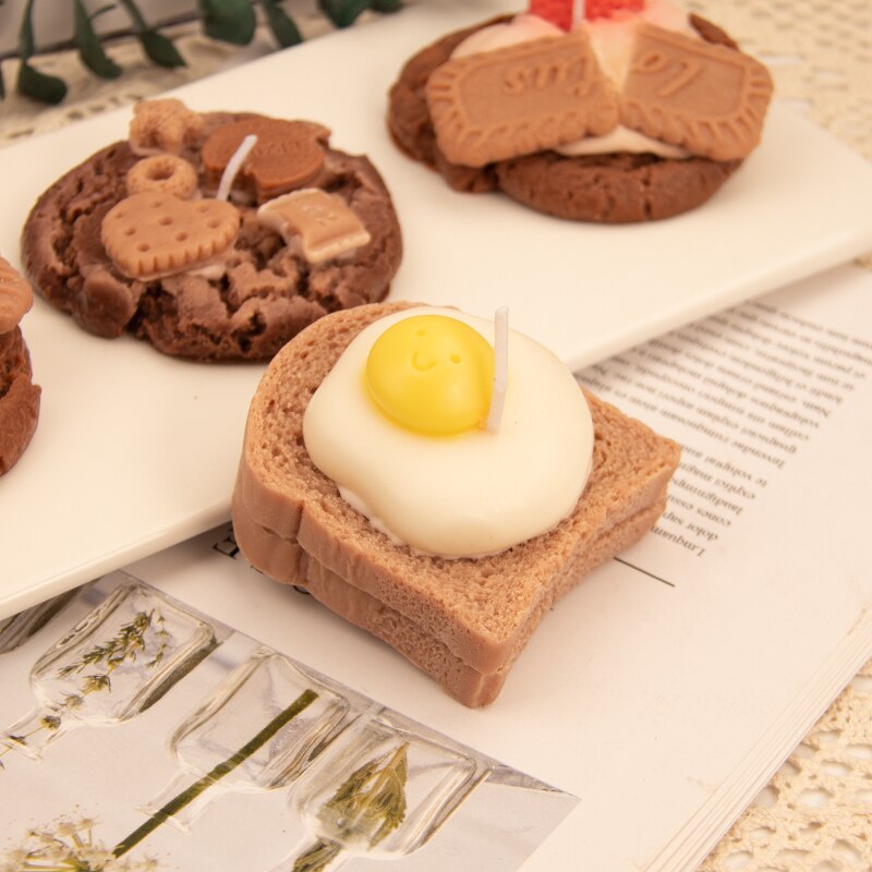 Fried Eggs on Toast Aromatherapy Candles
