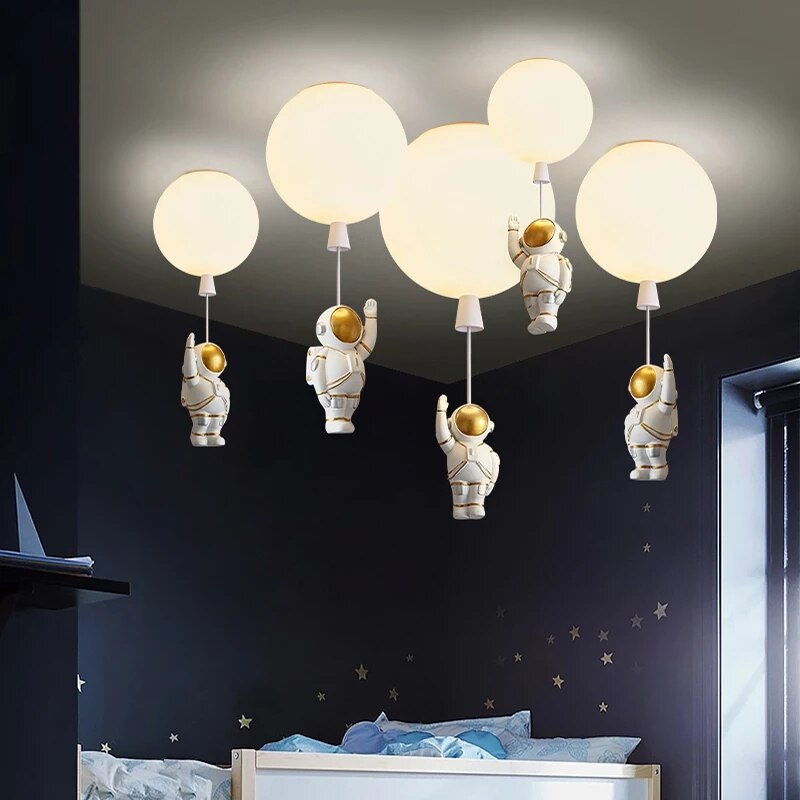 Nordic Astronaut Ballon LED Pendant Light