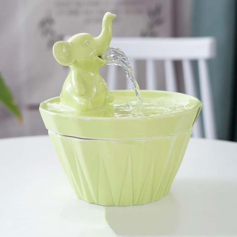 Cute Elephant Shape USB Fountain Drinker