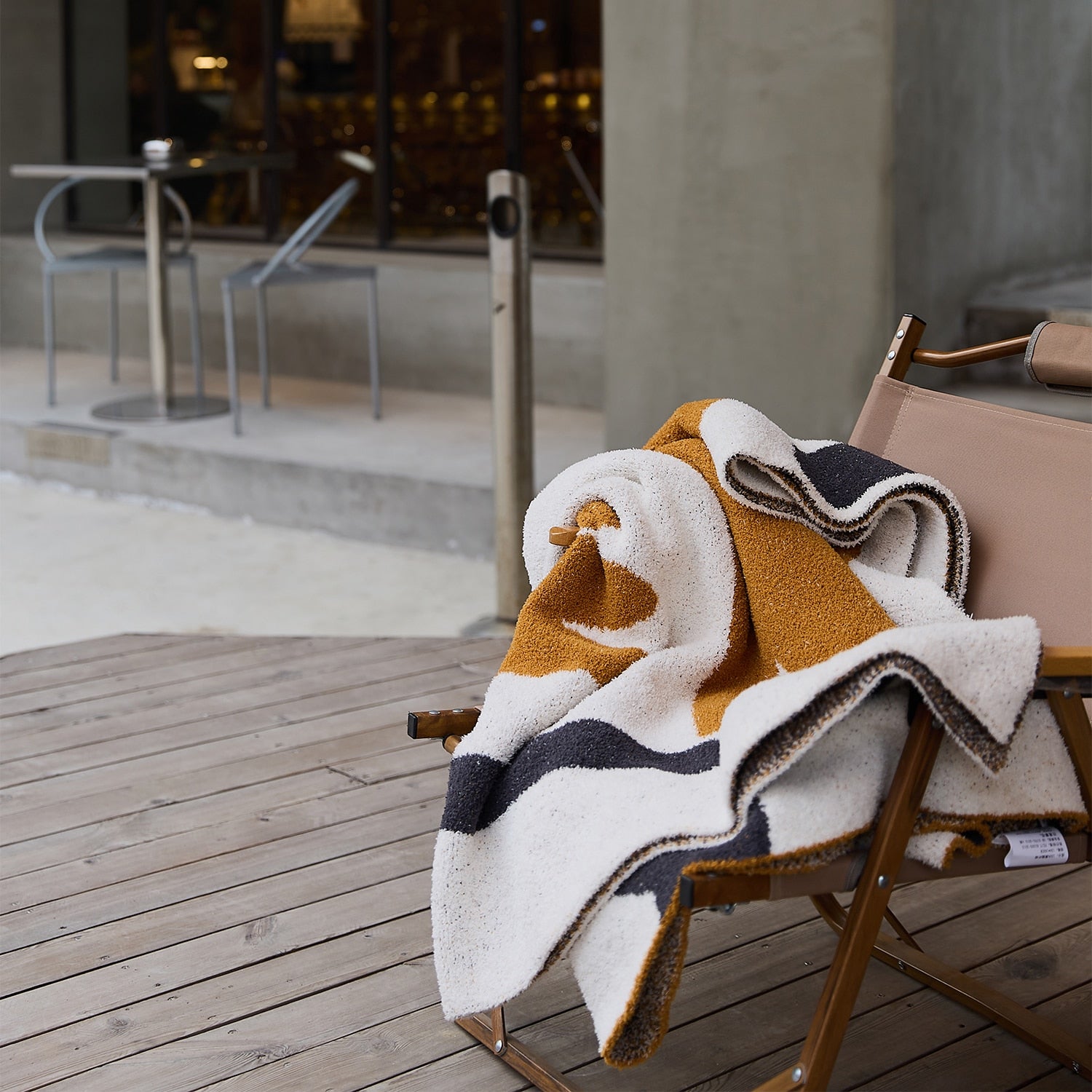 Floral Knitted Throw Blanket