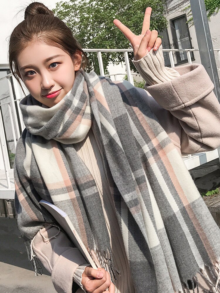 Preppy Style Fringed Scarf